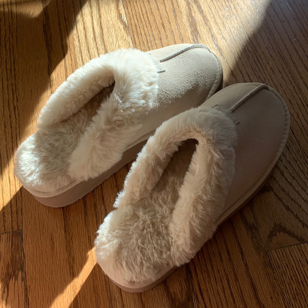 Brand New Secret Treasures Slippers